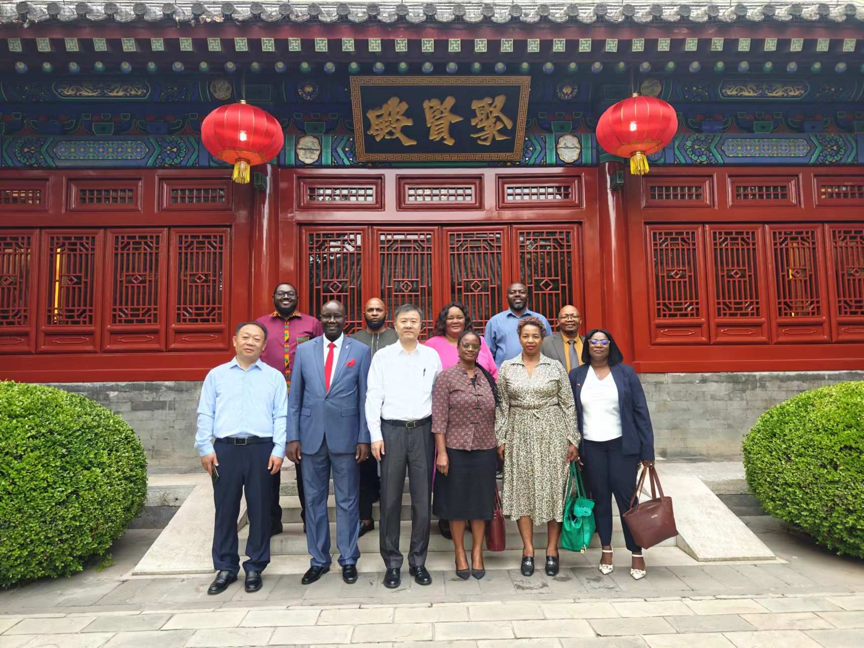 王愚副会长会见纳米比亚地方政府协会代表团